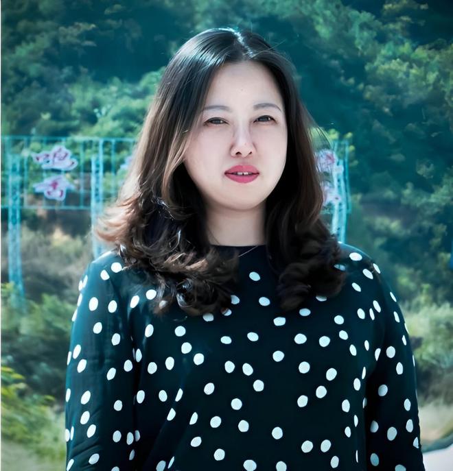 养鸡有妙招靠鸡蛋和鸡粪年入上亿元m6米乐注册2019年湖南一女子(图4)
