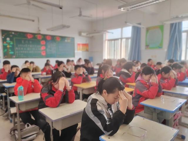 浐灞十八小开展爱眼护眼活动米乐体育app网站西安市(图4)